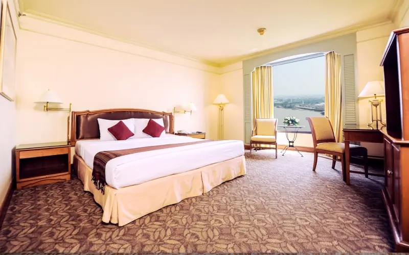 Deluxe River View, 5-star luxury next to Chao Phraya River & Terminal 21 at Rama 3